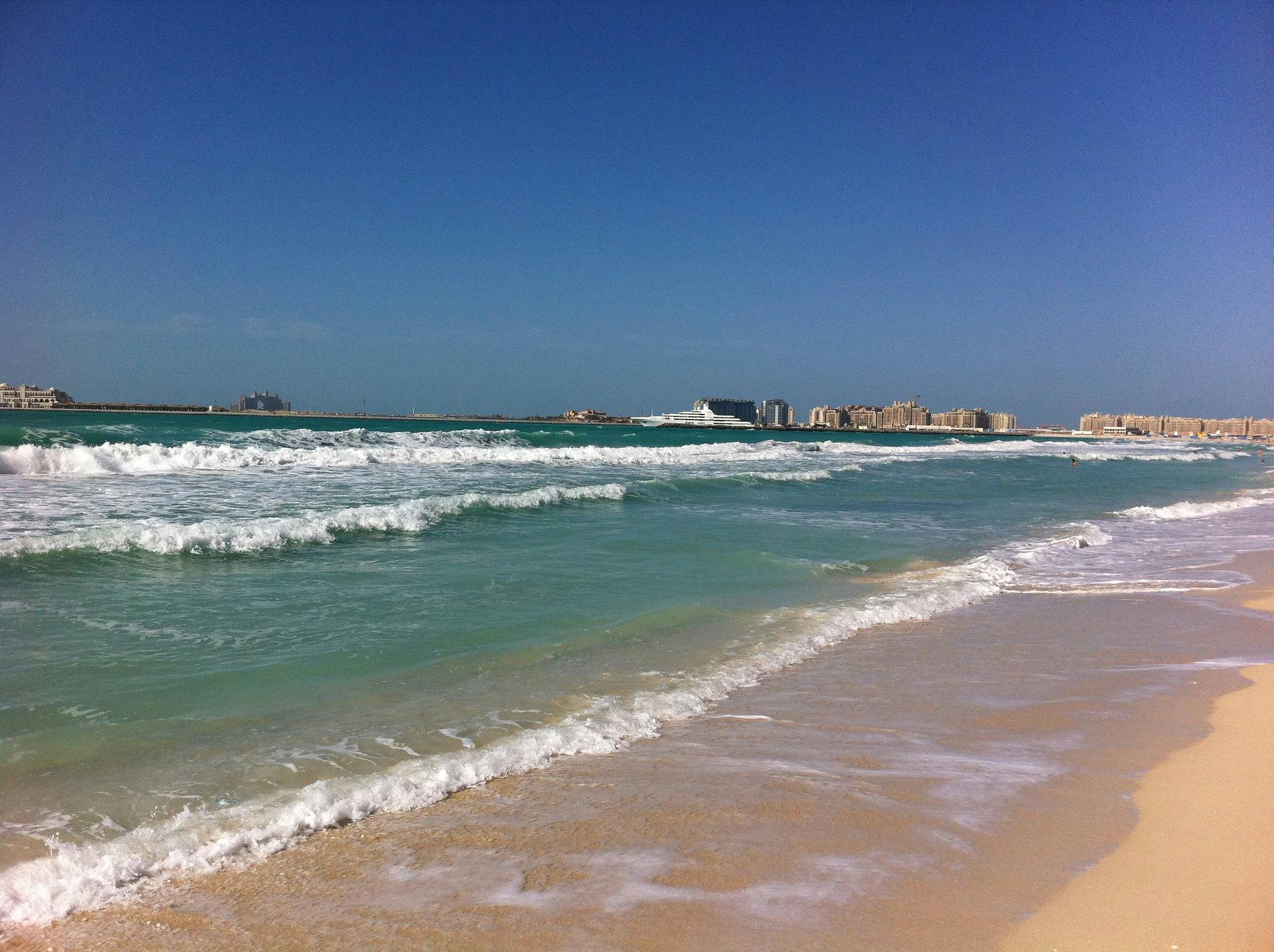 Best Beaches in Dubai for Sunbathing